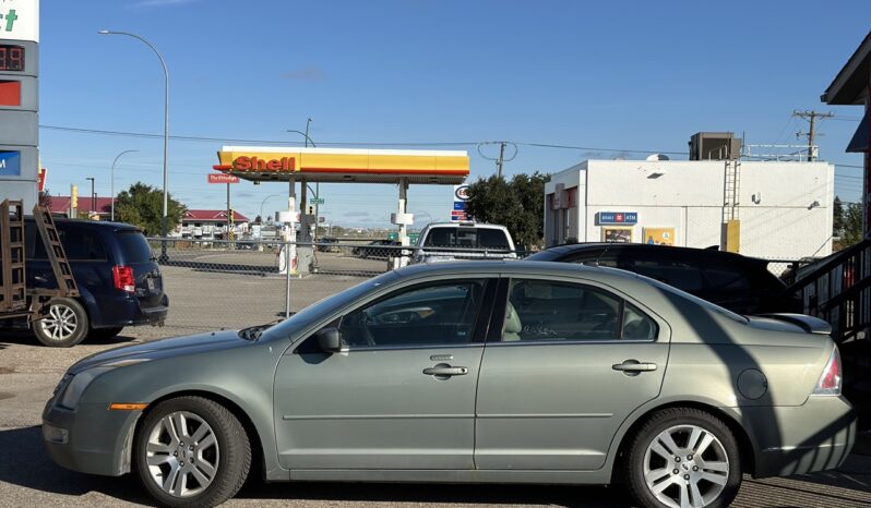
								2009 Ford Fusion SEL AWD full									