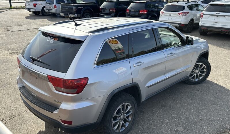 
								2011 JEEP GRAND CHEROKEE LAREDO full									
