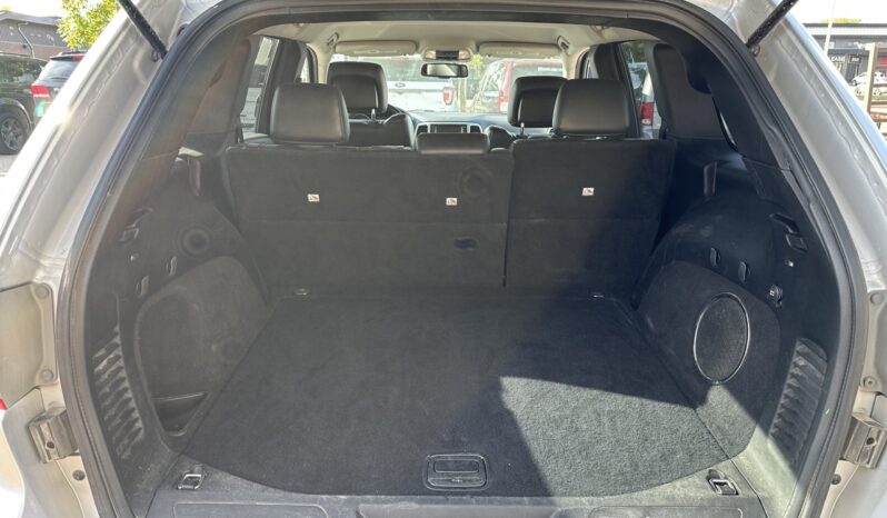 
								2011 JEEP GRAND CHEROKEE LAREDO full									
