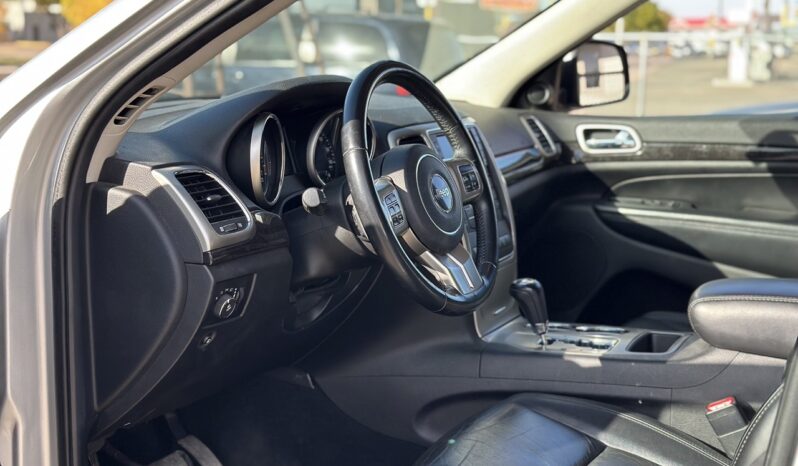 
								2011 JEEP GRAND CHEROKEE LAREDO full									