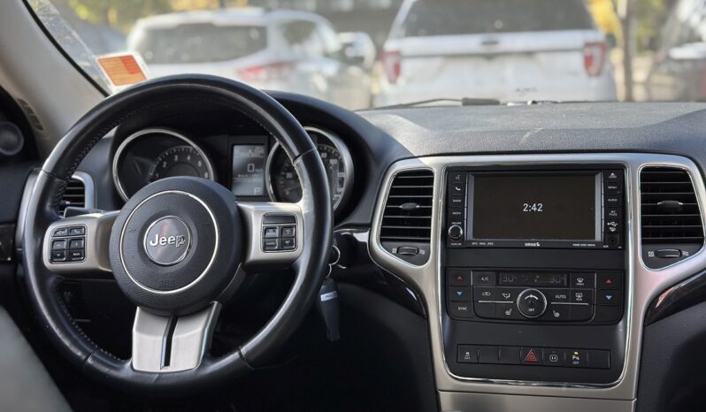 
								2011 JEEP GRAND CHEROKEE LAREDO full									
