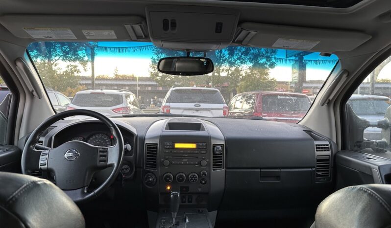 
								2004 Nissan Pathfinder Armada full									