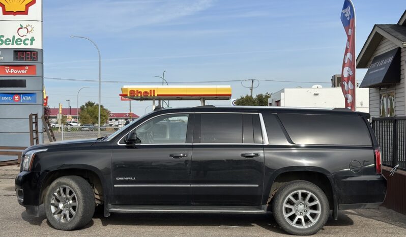 
								2017 GMC YUKON XL DENALI full									
