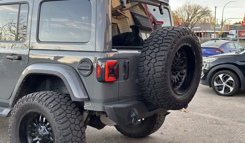 
								2021 Jeep Wrangler Unlimited Sahara full									