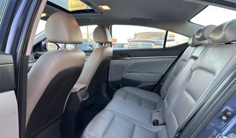 
								2017 HYUNDAI ELANTRA LIMITED SE full									