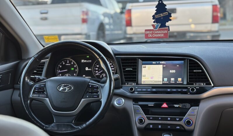 
								2017 HYUNDAI ELANTRA LIMITED SE full									