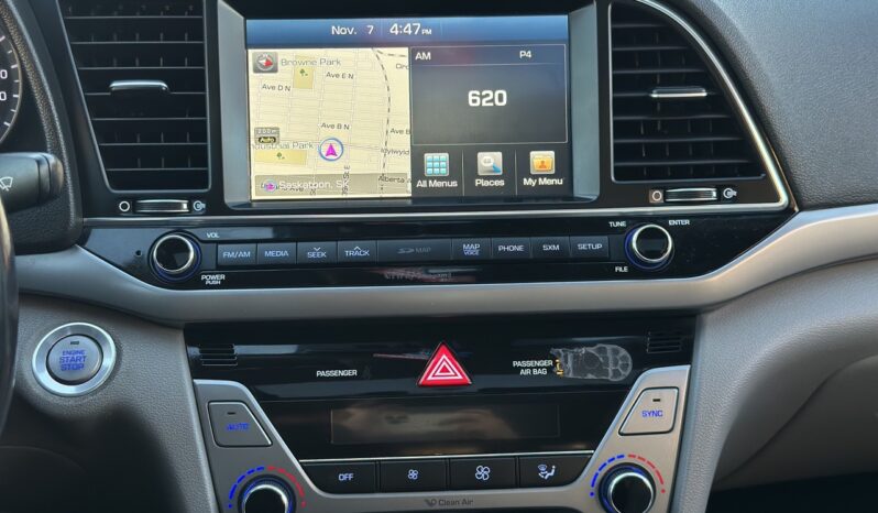 
								2017 HYUNDAI ELANTRA LIMITED SE full									