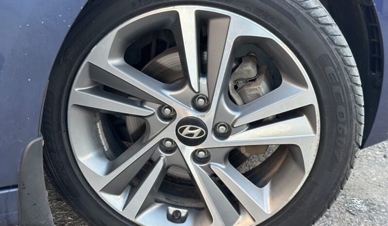 
								2017 HYUNDAI ELANTRA LIMITED SE full									