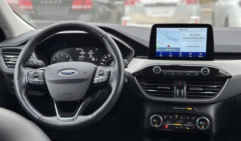 
								2021 Ford Escape SEL AWD full									