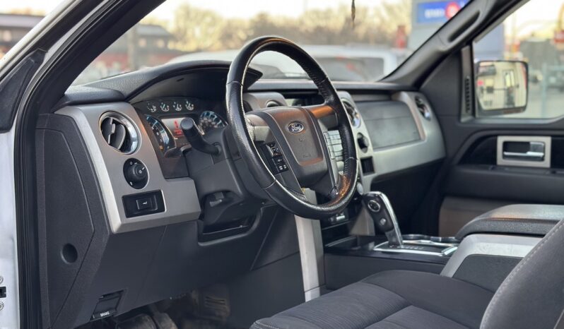 
								2011 Ford F-150 FX4 full									