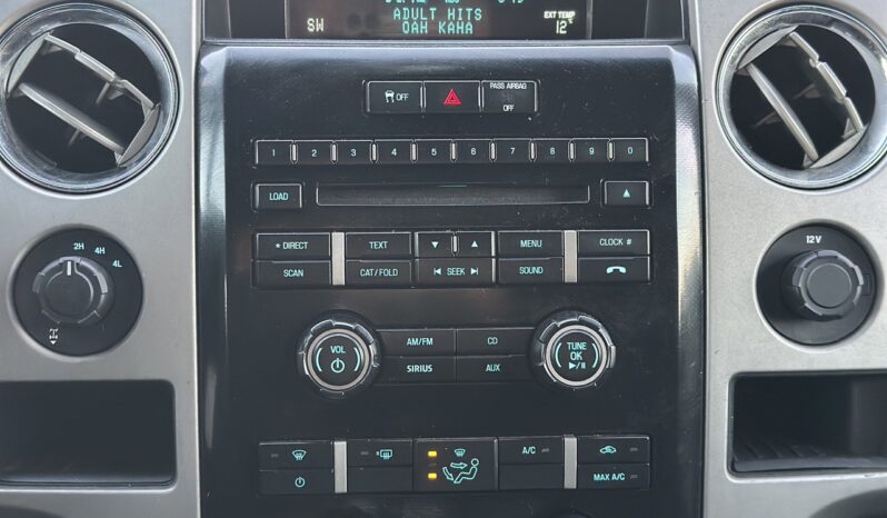 
								2011 Ford F-150 FX4 full									