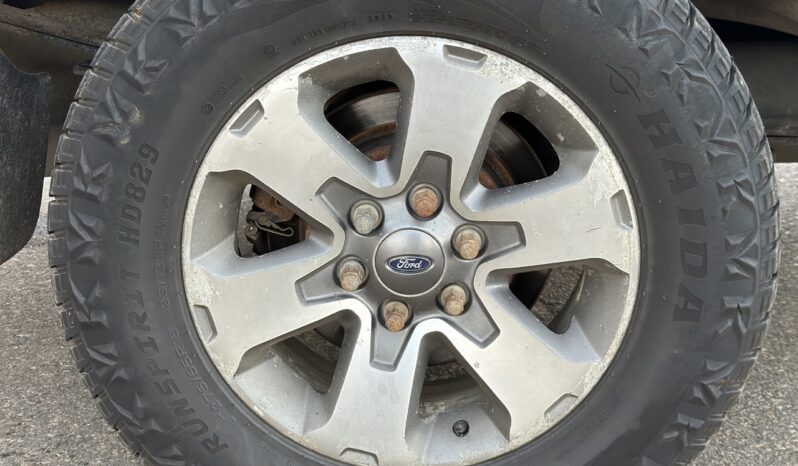 
								2011 Ford F-150 FX4 full									