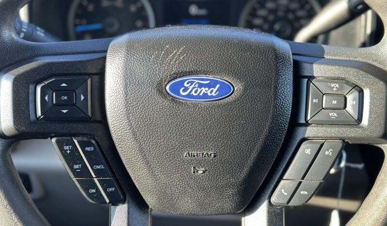 
								2017 Ford F-150 XLT Extended Cab full									