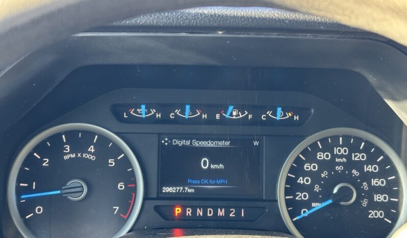 
								2017 Ford F-150 XLT Extended Cab full									