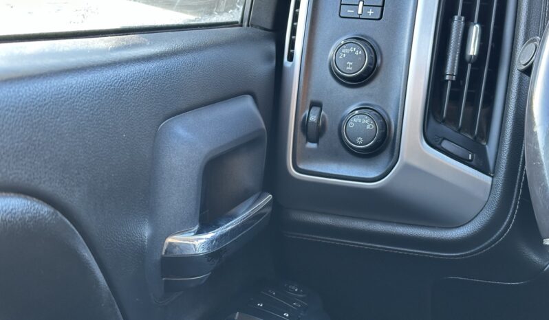 
								2017 GMC Sierra SLE full									