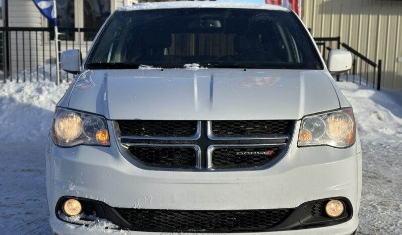 
								2017 Dodge Caravan SXT full									