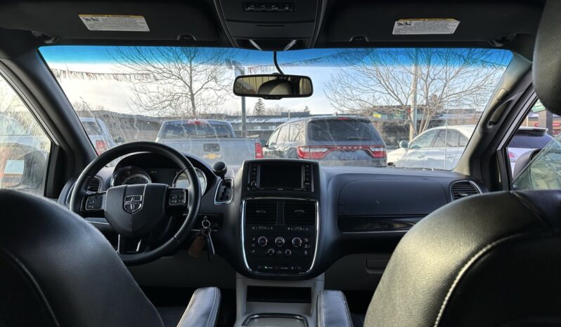 
								2017 Dodge Caravan SXT full									