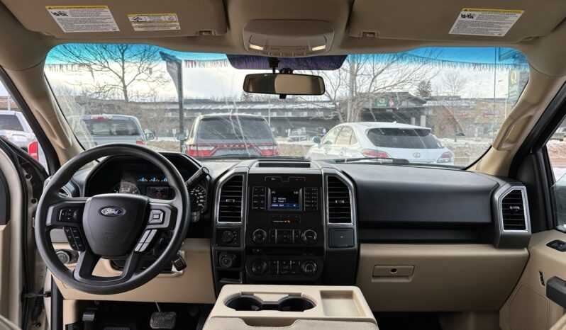 
								2017 Ford F-150 Supercab full									