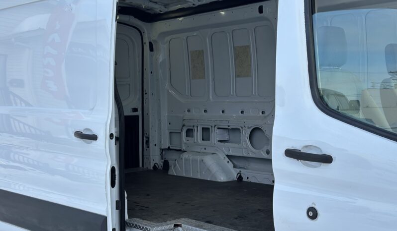 
								2017 Ford Transit Cargo Van full									