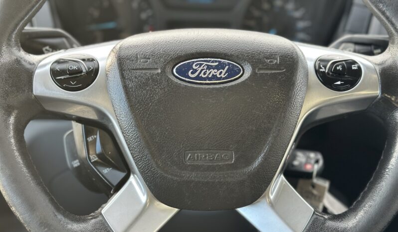 
								2017 Ford Transit Cargo Van full									