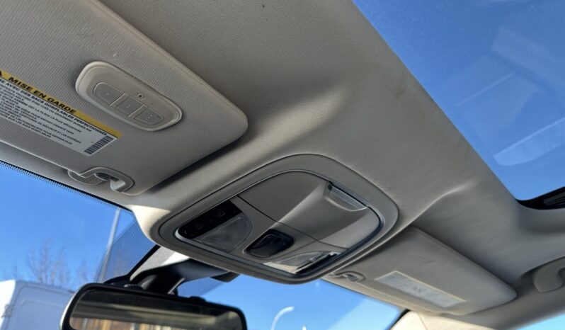 
								2016 CHRYSLER 200 C full									