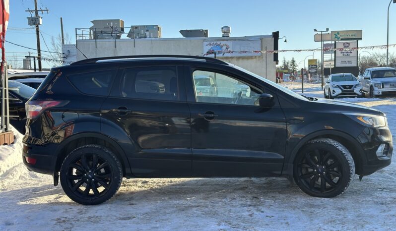 
								2017 Ford Escape full									