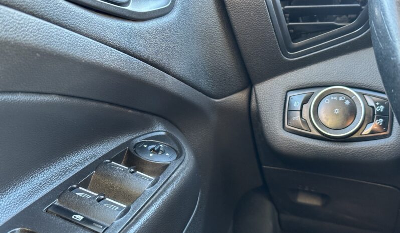 
								2017 Ford Escape full									