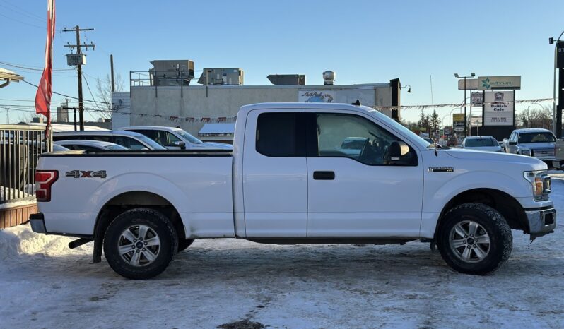 
								2019 Ford F-150 XLT Extended cab full									