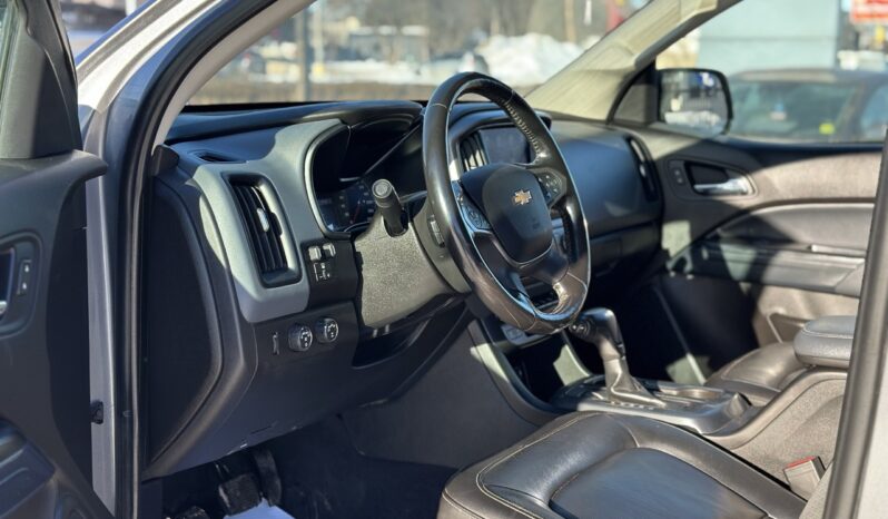
								2019 Chevrolet Colorado Z71 full									