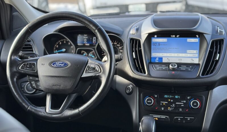 
								2019 Ford Escape SEL full									