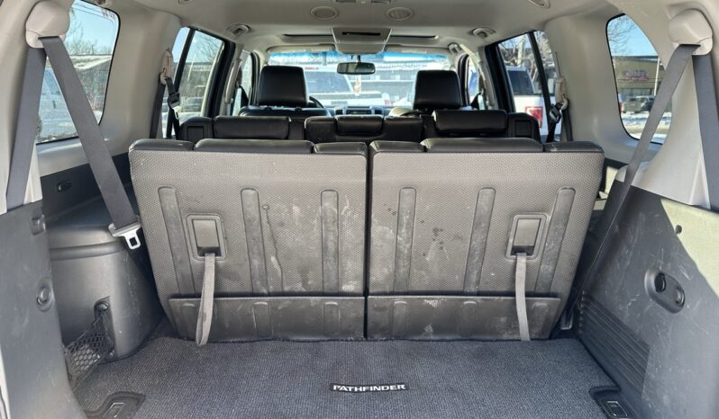 
								2007 Nissan Pathfinder full									
