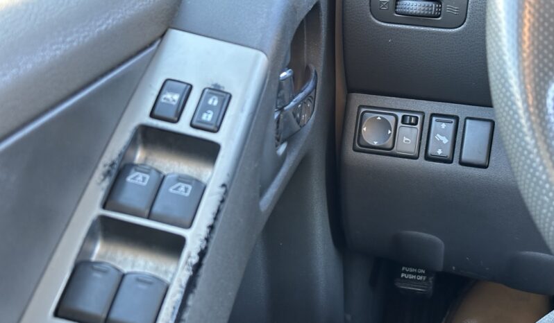 
								2007 Nissan Pathfinder full									