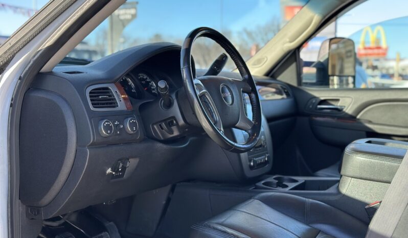 
								2013 GMC 2500HD full									