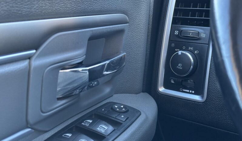 
								2017 Ram 1500 full									