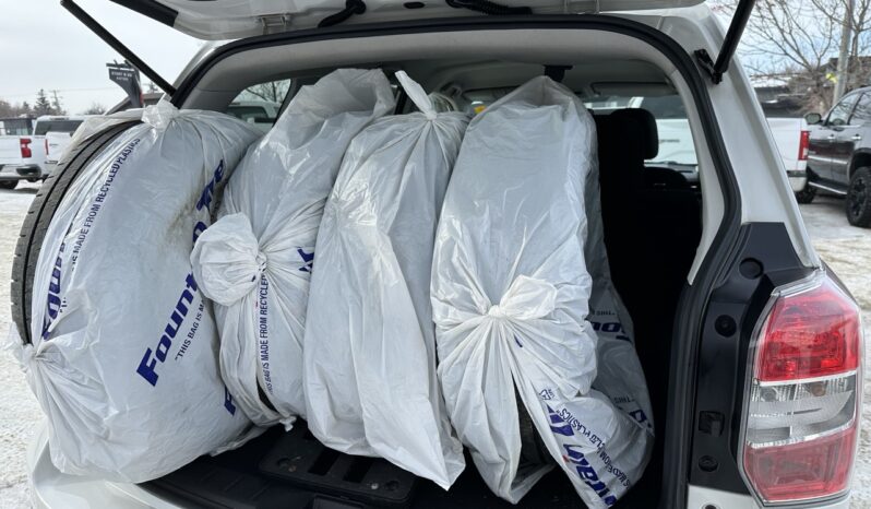 
								2015 Subaru Forester full									