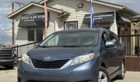 2014 Toyota Sienna LE