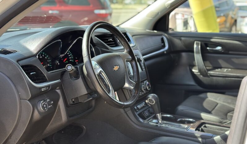 
								2015 Chevrolet Traverse LT full									