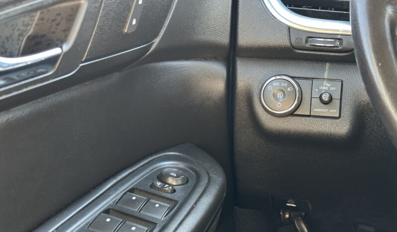 
								2015 Chevrolet Traverse LT full									