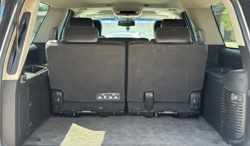 
								2011 GMC Yukon XL full									