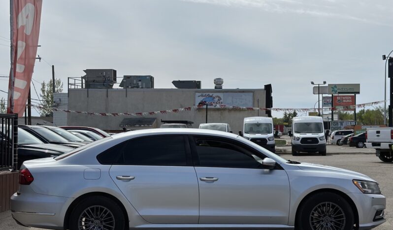 
								2018 Volkswagen Passat full									