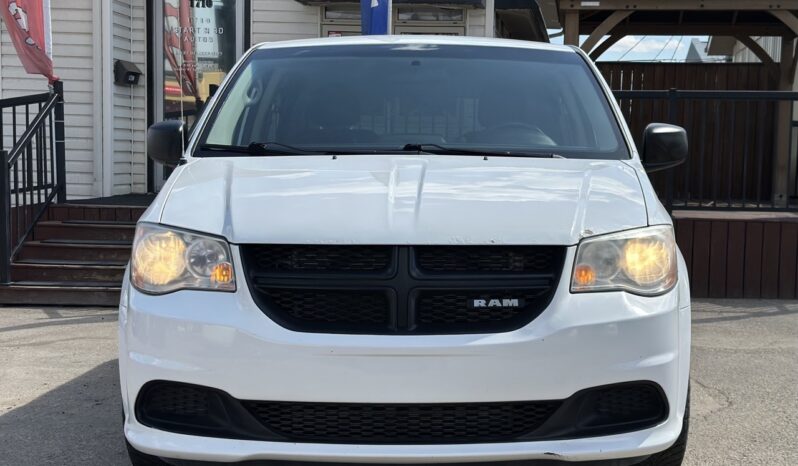 
								2014 Ram Cargo Van full									