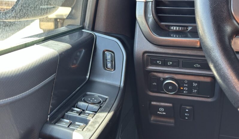 
								2021 Ford F-150 XLT full									