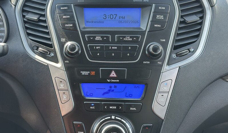 
								2015 Hyundai Santa Fe Sport full									