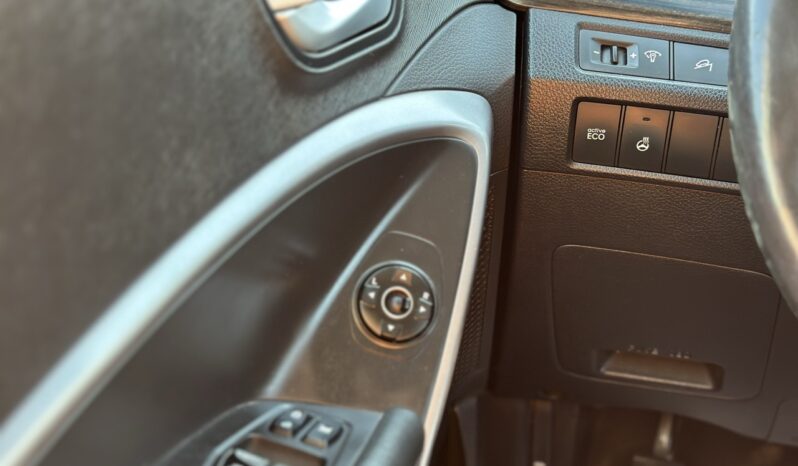 
								2015 Hyundai Santa Fe Sport full									
