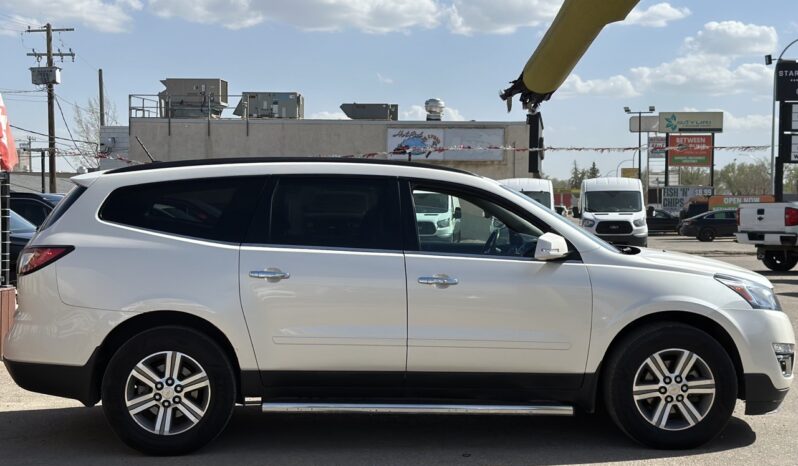 
								2015 Chevrolet Traverse LT full									