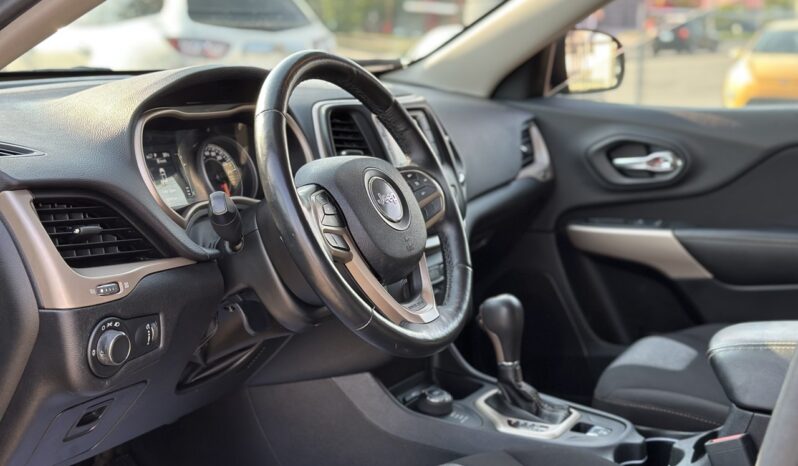 
								2018 Jeep Cherokee Sport full									