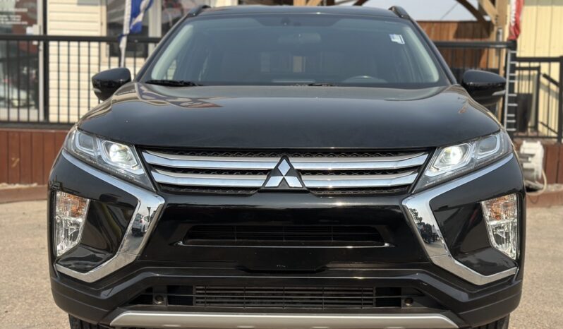 
								2019 Mitsubishi Eclipse Cross LE full									