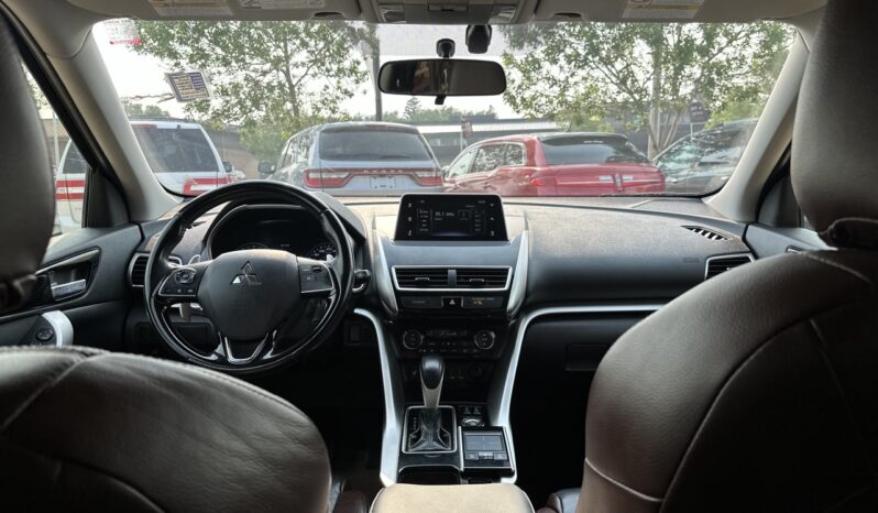 
								2019 Mitsubishi Eclipse Cross LE full									