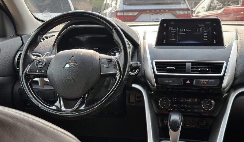
								2019 Mitsubishi Eclipse Cross LE full									