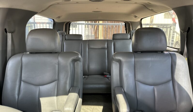 
								2006 Chevrolet Suburban LS full									